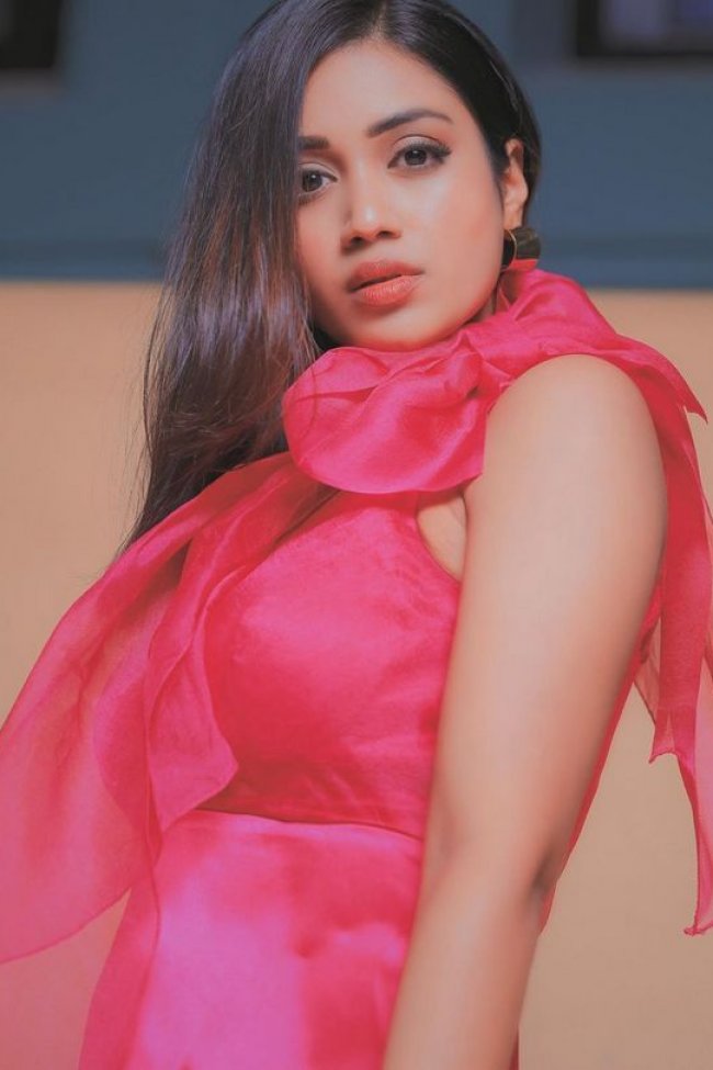 Nivetha-Pethuraj